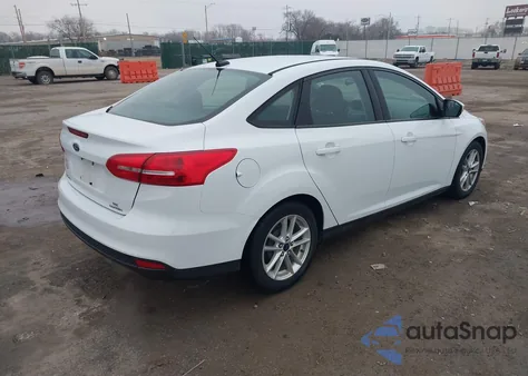 2015 Ford Focus Se z USA, uszkodzony, nr VIN 1FADP3F23FL376017